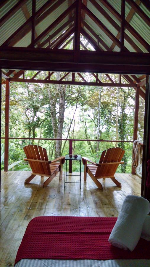 Surf Break At Paunch Bed & Breakfast Bocas del Toro Exterior photo